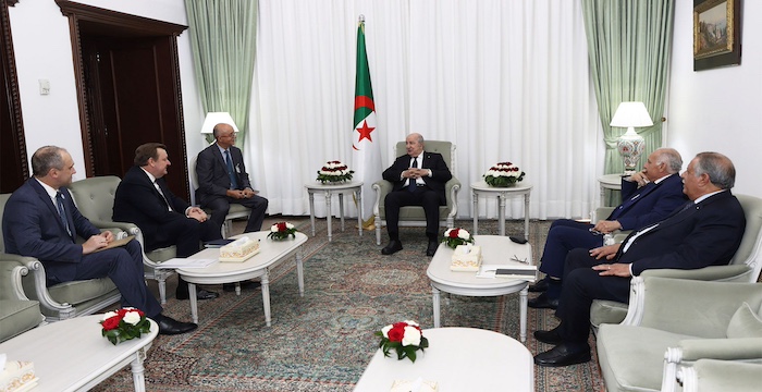 Le Président de la République reçoit le ministre des Affaires étrangères de Biélorussie