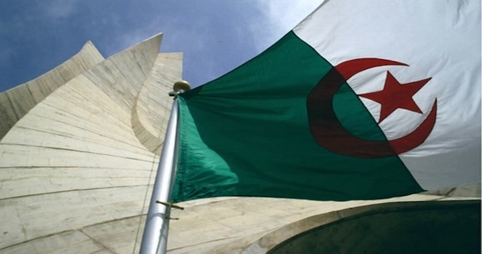 La bave bollorienne ne ternira jamais la blancheur d’Alger