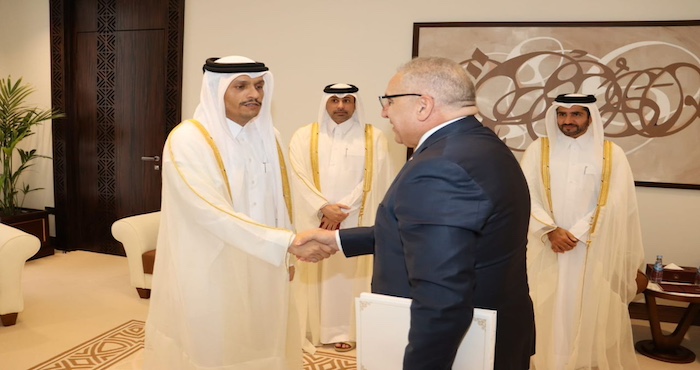 Magramane remet à Doha un message du président de la République à l’Emir du Qatar